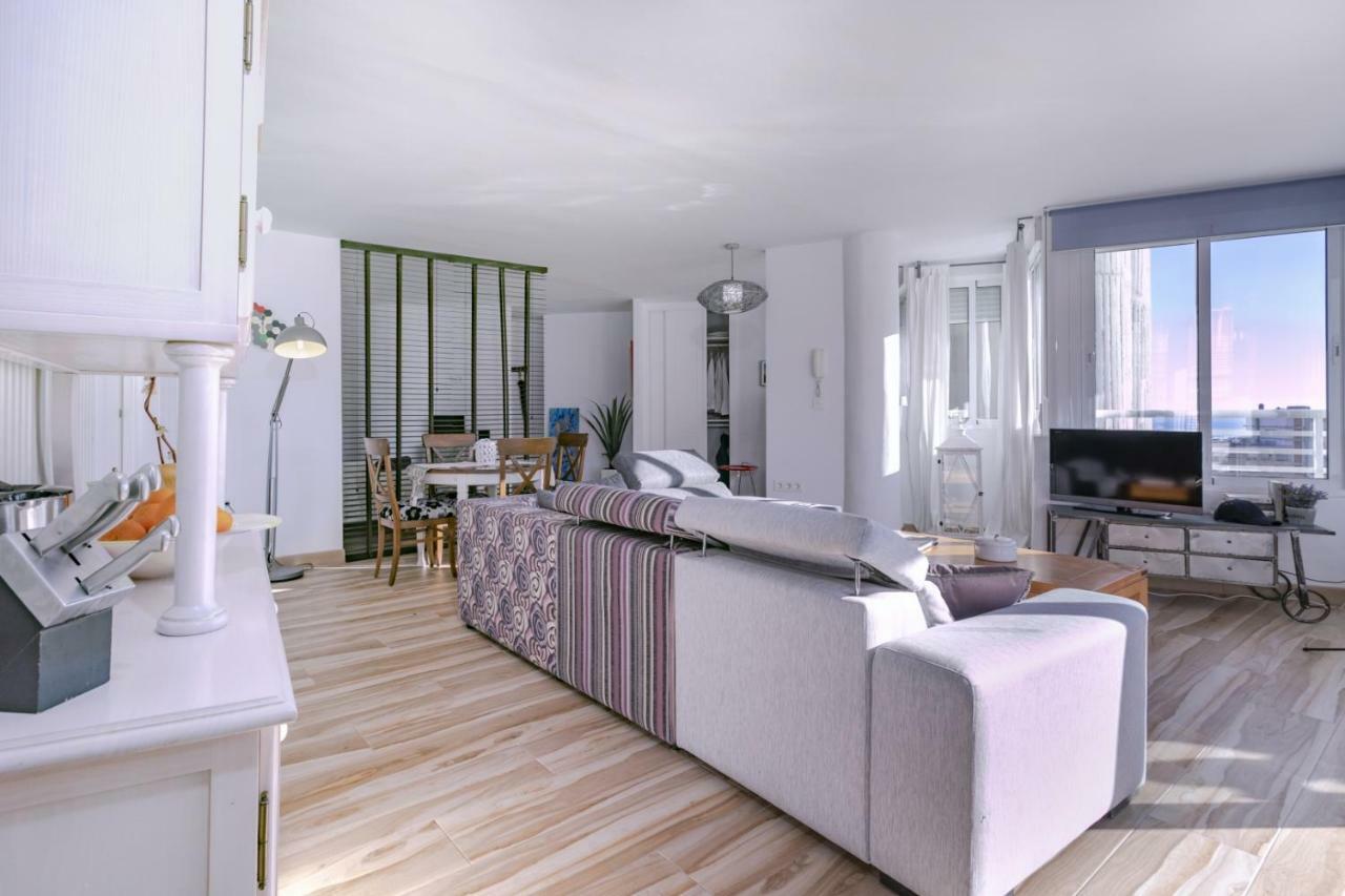 Apartamento Loft Pleno Centro, Vistas Fantasticas Торемолинос Екстериор снимка